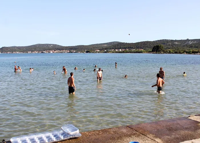 Triple 4309g 게스트하우스 Pašman